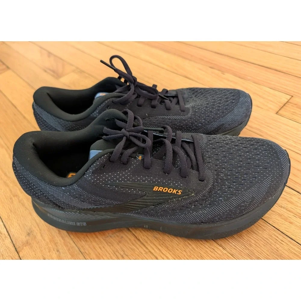 Brooks Adrenaline GTS 24 Mens Size 10.5 Running Shoes Black/Orange WORN TWICE